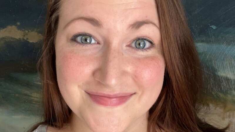 She turns client