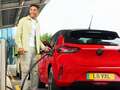 Nearly half of drivers are 'not clear at all' on electric vehicle etiquette dqxikeidqkikdinv