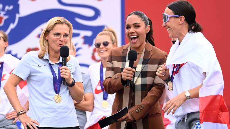 Sarina Wiegman (left) and Lucy Bronze (right) at the celebration parade after winning Euro 2022