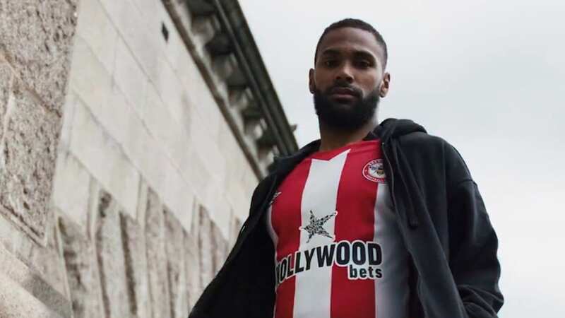 Brentford have kept Hollywood bets as their shirt sponsor (Image: Twitter / @BrentfordFC)