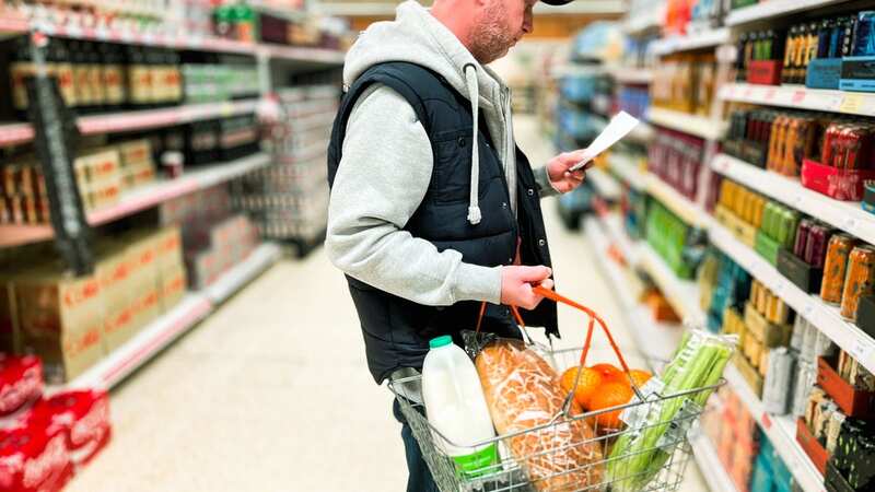 A little-known symptom of Parkinson’s disease can be spotted during weekly shop (stock image) (Image: Getty Images)