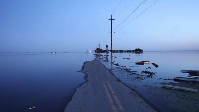 Tulare Lake is private property and closed to the public for safety reasons (Image: Getty Images)