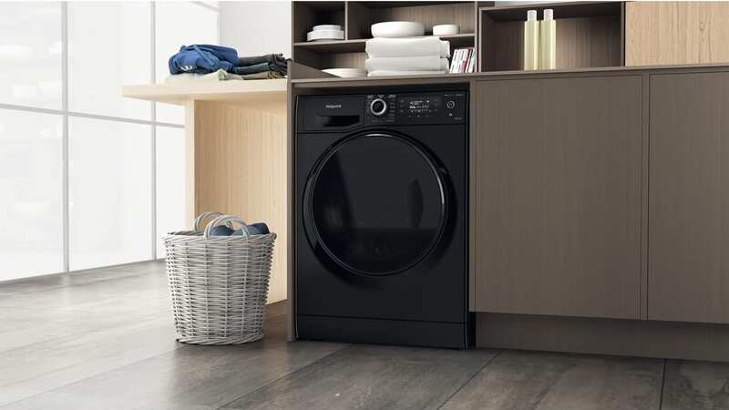 Hotpoint ActiveCare NDD8636BDAUK 8+6KG Black Freestanding Washer Dryer