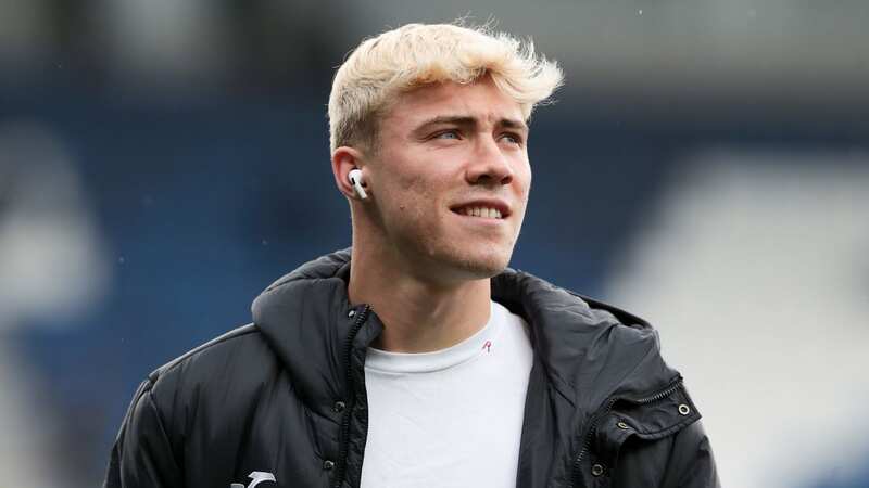 Man Utd handed Rasmus Hojlund warning as Cristiano Ronaldo advice emerges
