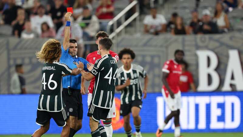 Man Utd youngster sees red vs Wrexham as teammate booed by furious fans