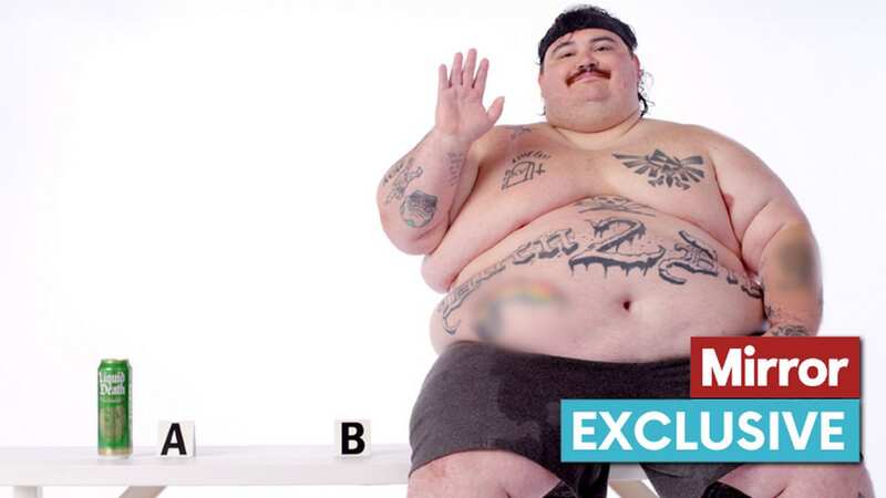 Jackass star Zach Holmes makes fans 