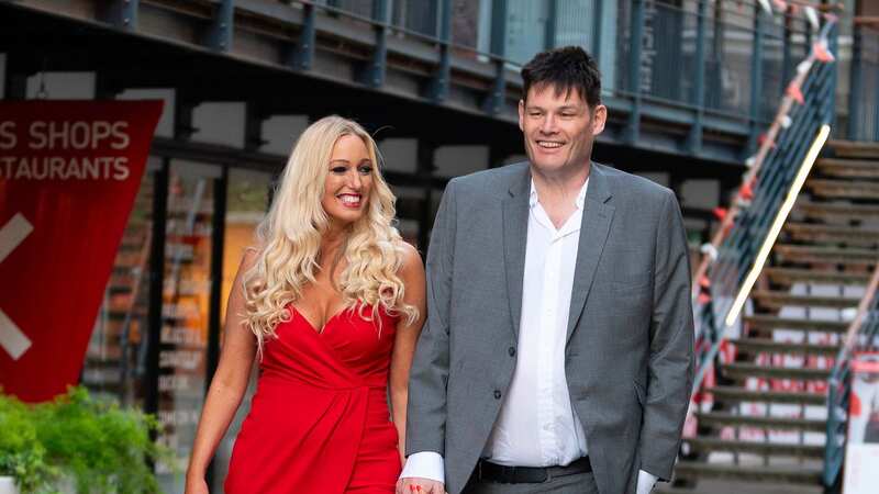 Mark Labbett and Hayley Palmer headed out for a romantic night out (Image: SplashNews.com)