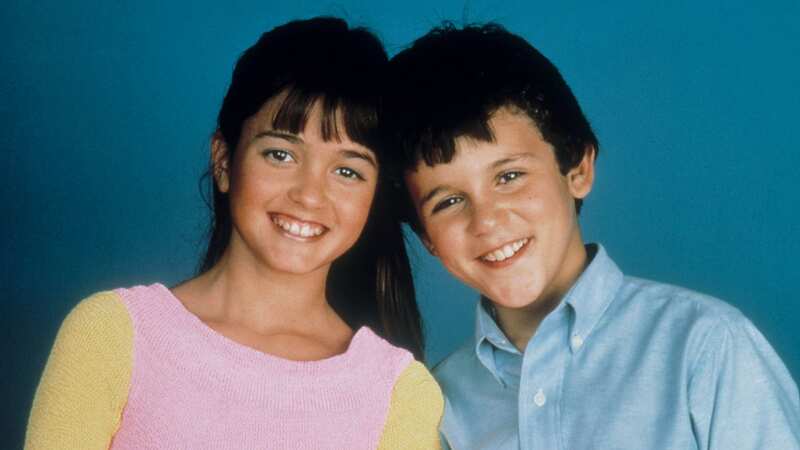 Danica McKellar as Winnie and Fred Savage as Kevin in The Wonder Years