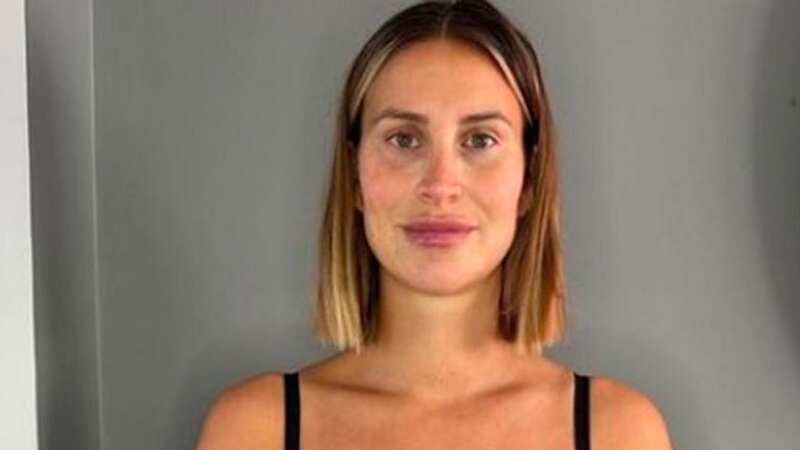Ferne McCann praised for posing in underwear four weeks after giving birth