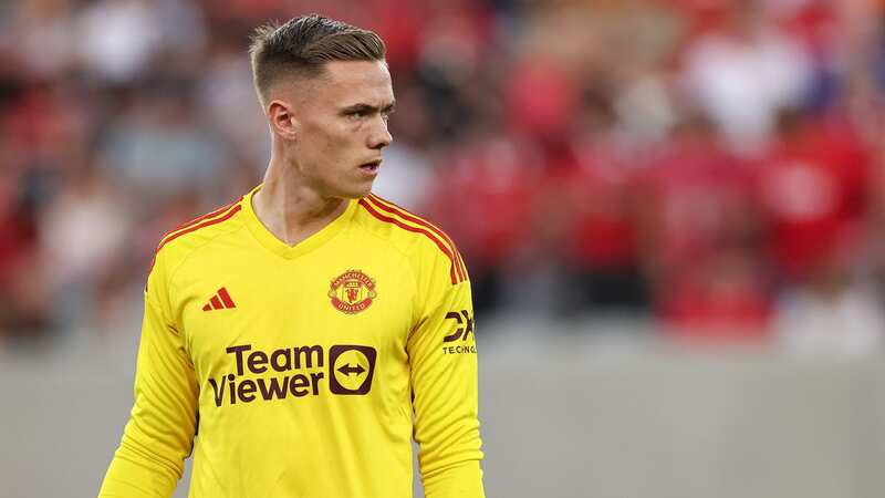Man Utd star leaves club weeks after new contract and being left 