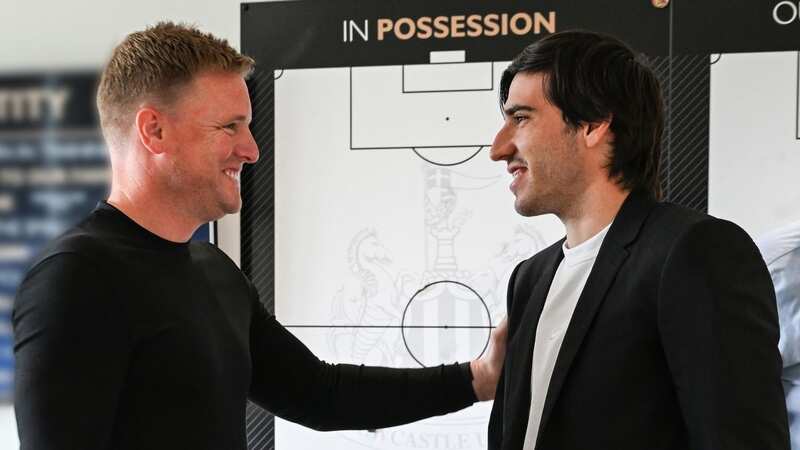 Newcastle boss Eddie Howe and Sandro Tonali (Image: Serena Taylor/Newcastle United via Getty Images)
