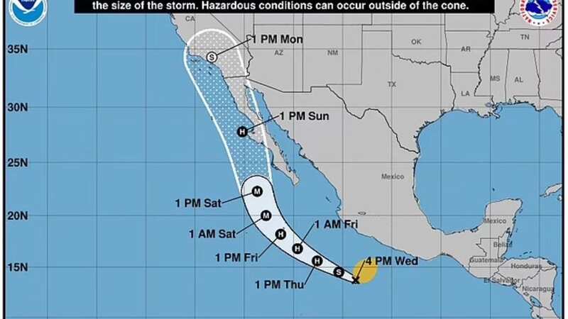 Mexico is already feeling the impacts of Tropical Storm Hilary (Image: David Guzman/EPA-EFE/REX/Shutterstock)