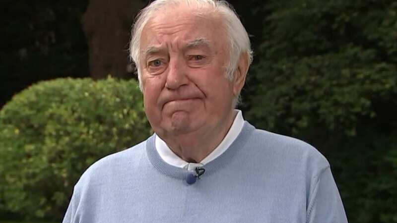 Tearful Jimmy Tarbuck on final meeting with Michael Parkinson days before death