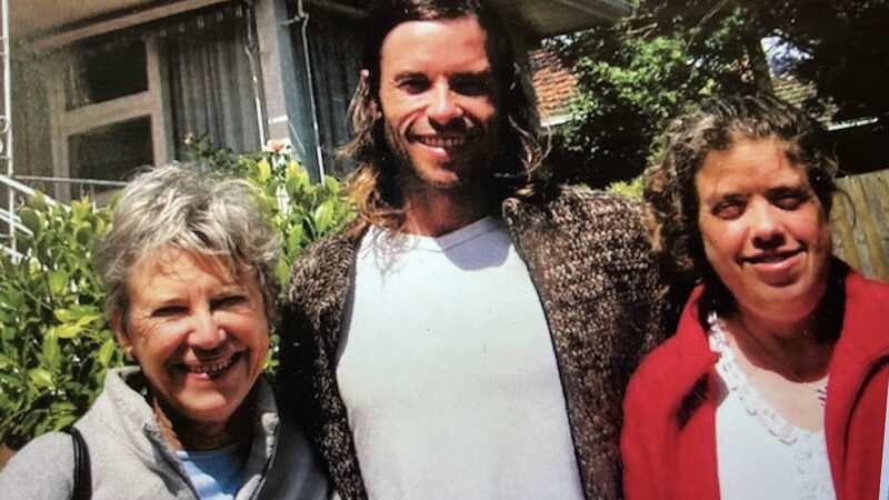 Guy Pearce has shared the sad news that his mother, Anne Cocking, has passed away (Image: Twitter/X)