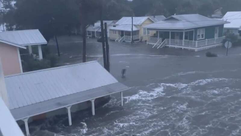 Fisherman who chose to stay and help describes 