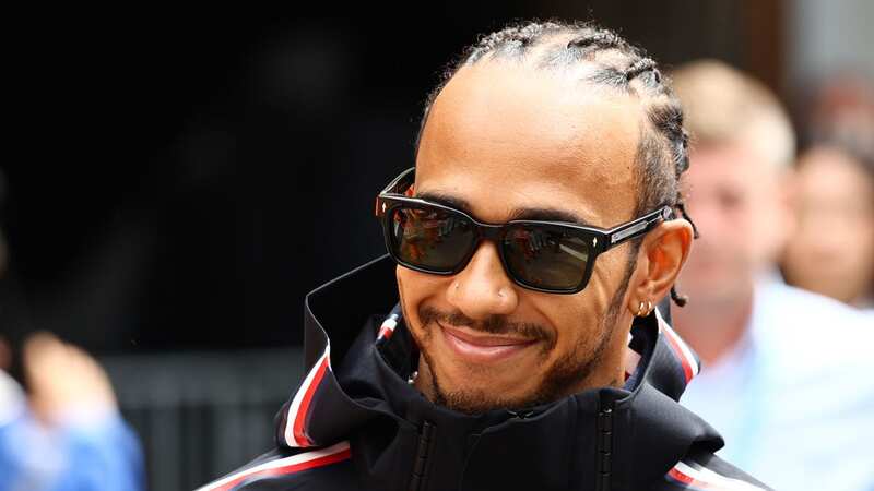Hamilton discovers Mercedes deadline to challenge Max Verstappen and Red Bull