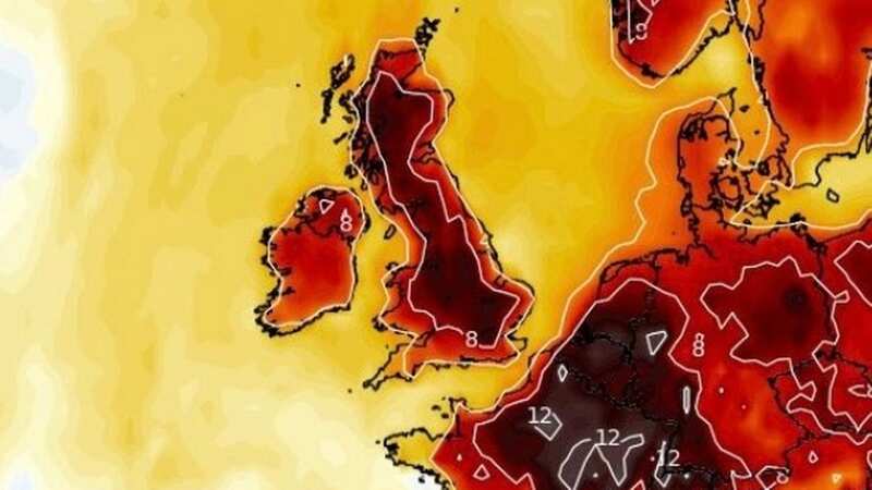 The UK could see temperatures as high as 30C this week the Met Office have said (Image: WX Chart)
