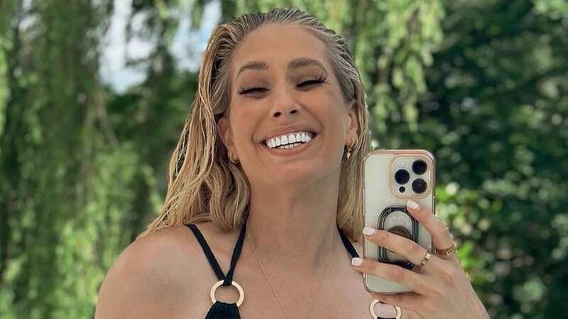 Stacey Solomon shows off figure in black as she enjoys sunset Sunday dip with son Rex (Image: @staceysolomon/Instagram)