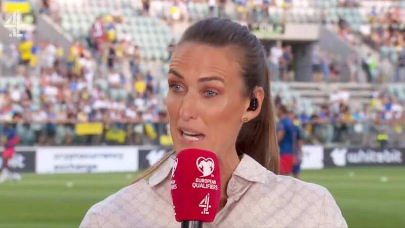 Lioness Scott aims pointed dig at Henderson over controversial Saudi transfer