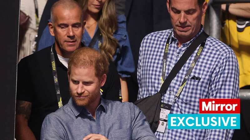 Prince Harry with Keenan (in checked shirt) (Image: Ian Vogler / Daily Mirror)