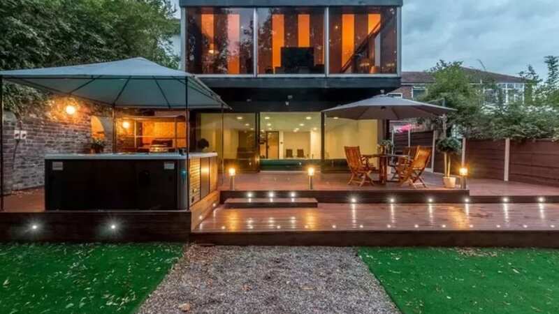 The £1,200 a night Airbnb at the centre of the storm (Image: Airbnb/MEN Media)