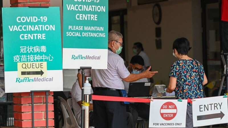 A Covid-19 coronavirus vaccination centre in Singapore (Image: AFP via Getty Images)