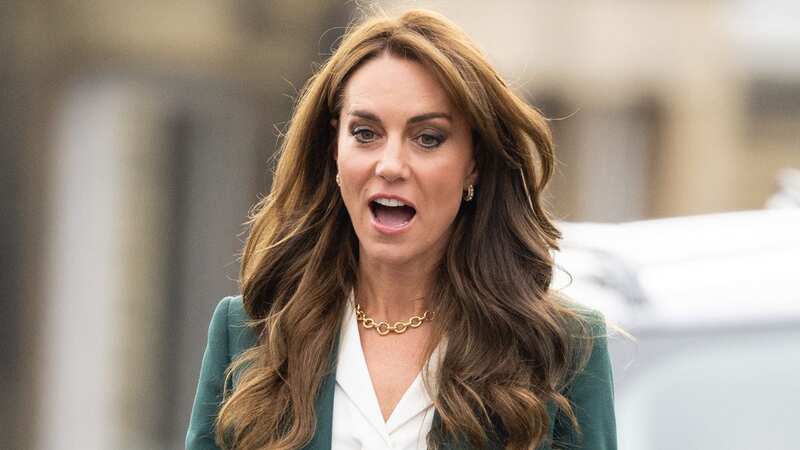 Kate suffers awkward yet relatable wardrobe mishap in business-like suit