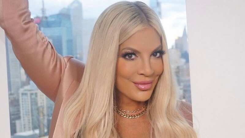 Tori Spelling shares fresh faced throwback snap as 