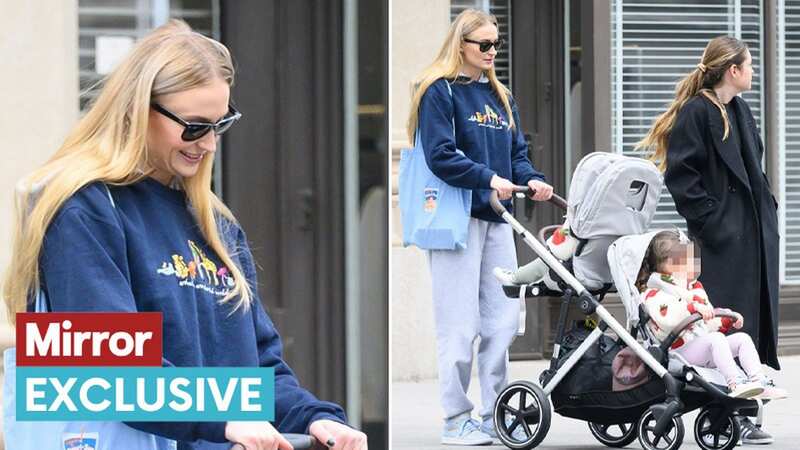 Sophie Turner went for a stroll with her children