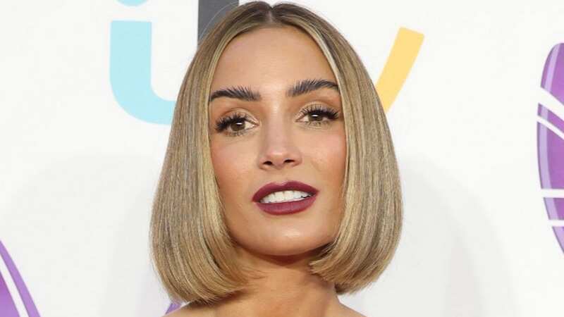 Frankie Bridge has nailed the perfect autumn look (Image: Daily Mirror)