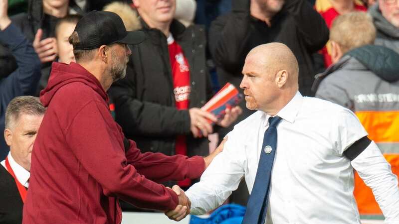 Jurgen Klopp and Sean Dyche shake hands (Image: PETER POWELL/EPA-EFE/REX/Shutterstock)