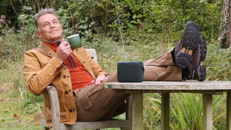 Over two-thirds of Brits enjoy listening to birdsong, as four in ten say it helps boost their mental health (Image: PinPep)