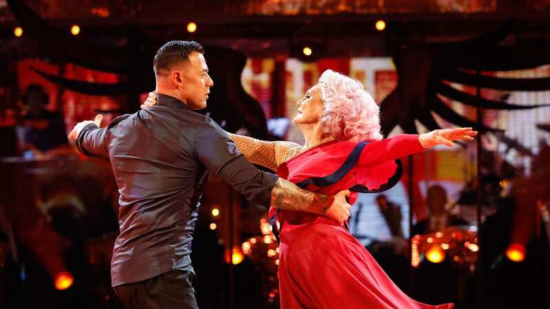 Angela Rippon suffered a horrific injury minutes before dancing on Strictly Come Dancing (Image: PA)