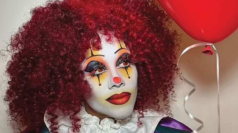 Alex Scott looked totally unrecognisable as Pennywise