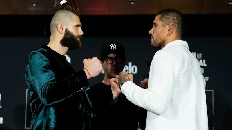Jiri Prochazka (left) and Alex Pereira fight at UFC 295 tonight