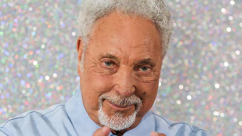 Tom Jones breaks silence after fans left concerned for his health