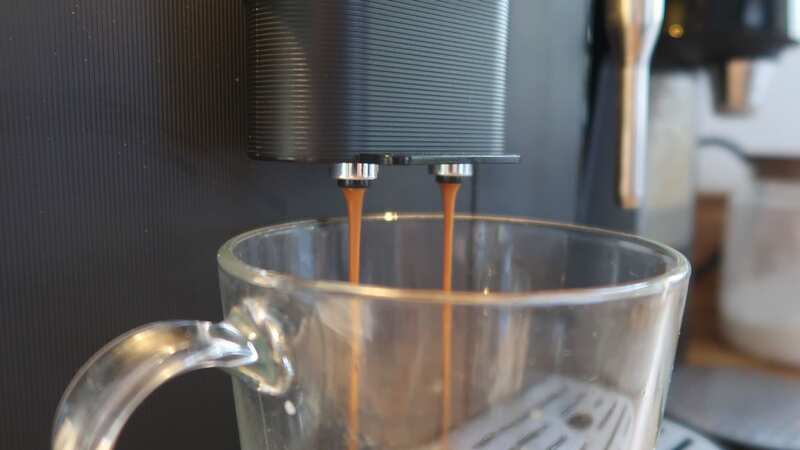 The dual nozzle means you can make two cups of coffee at once