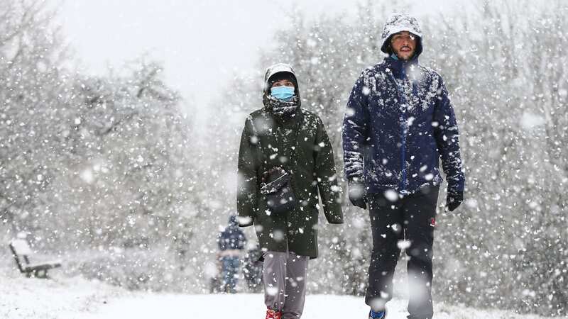 Met Office weighs in on weather maps showing 11 dates forecasting snow