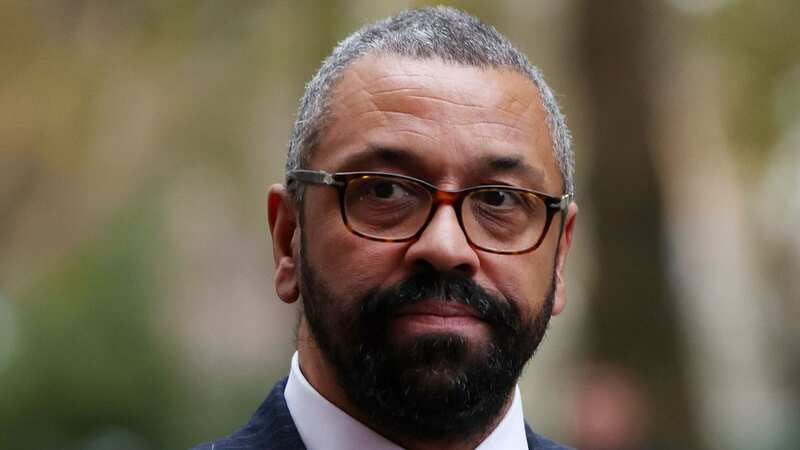 Cleverly sorry for calling MP 