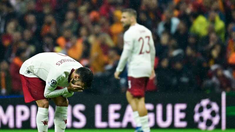 Scholes slams "stupid" Fernandes as Man Utd boss Ten Hag makes Onana call
