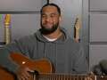 Tua Tagovailoa wows Peyton Manning with impromptu Eric Clapton cover on guitar dqxikeidqkikdinv