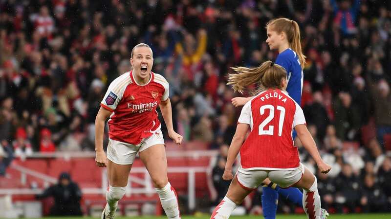 Beth Mead celebrates the opener
