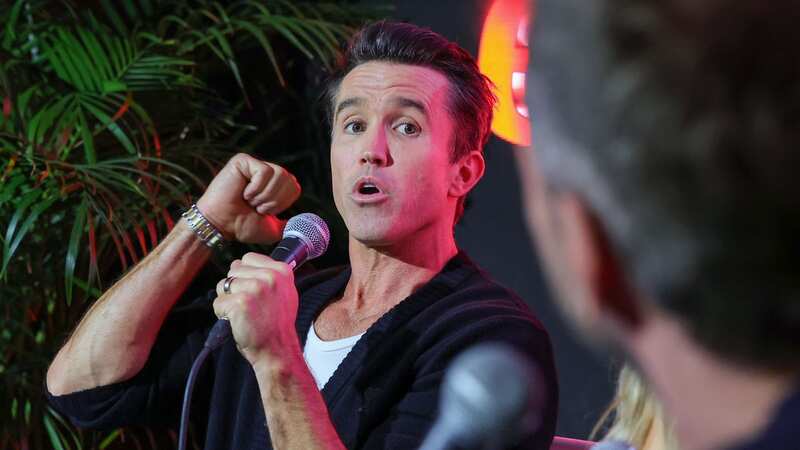 Rob McElhenney habit he can