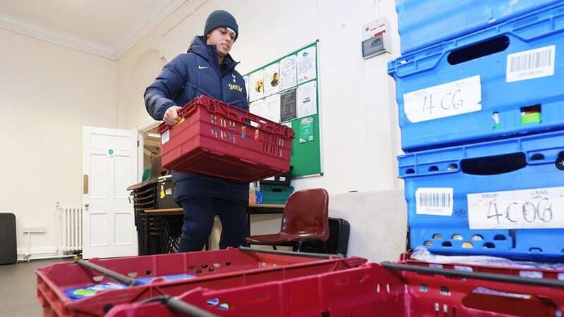 Spurs star Brennan Johnson donated the money so 150 meals could be cooked on Christmas Day, and given to the homeless.