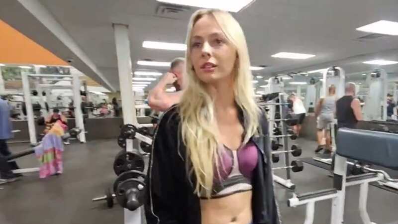 A fellow gym buff asked her to leave (Image: onlynatreynolds/Twitter)
