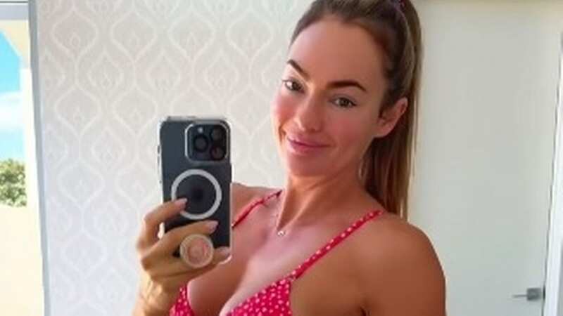 She shared her incredible body transformation online (Image: Instagram/emilyskyefit)