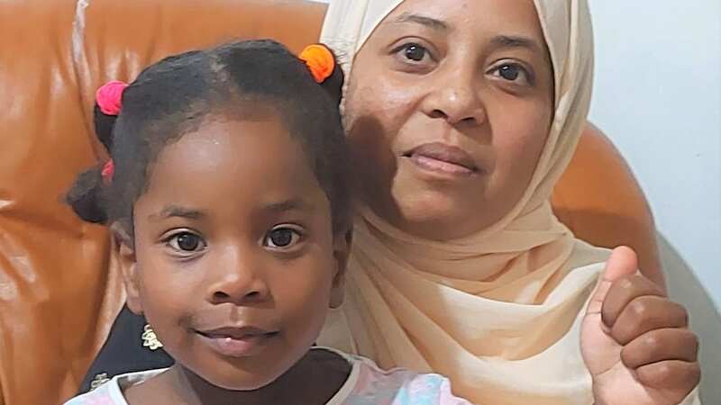Mum and daughter Selma and Yomna