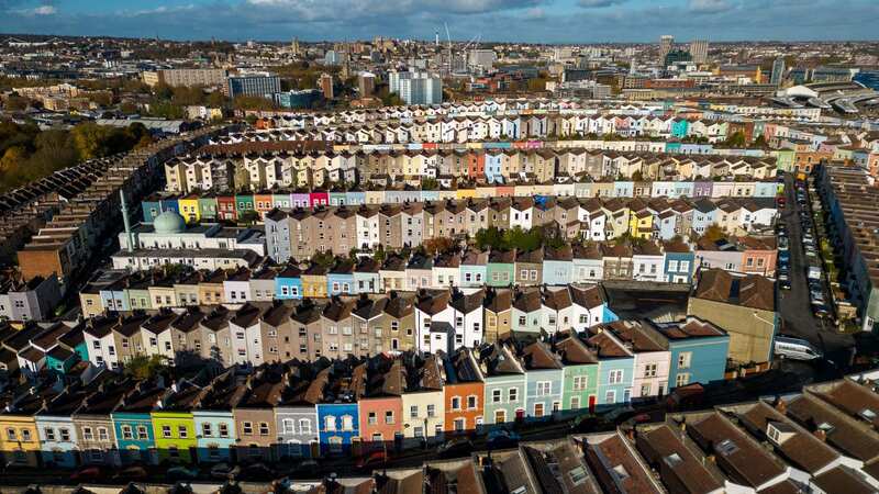 Six in 10 are left baffled by house moving jargon - such as Desk Underwriting, and stock plots (Image: SWNS)
