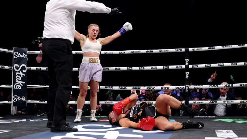 Elle Brooke brutally KO