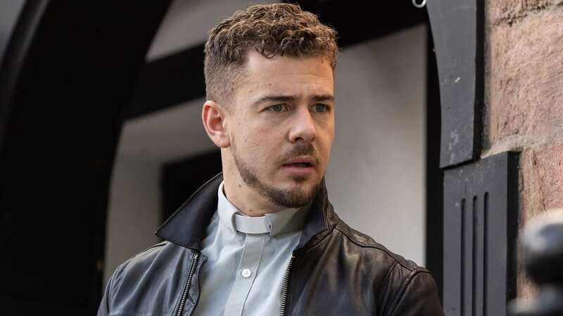 Hollyoaks viewers think they have rumbled a big new twist for Joel Dexter (Image: Lime Pictures)